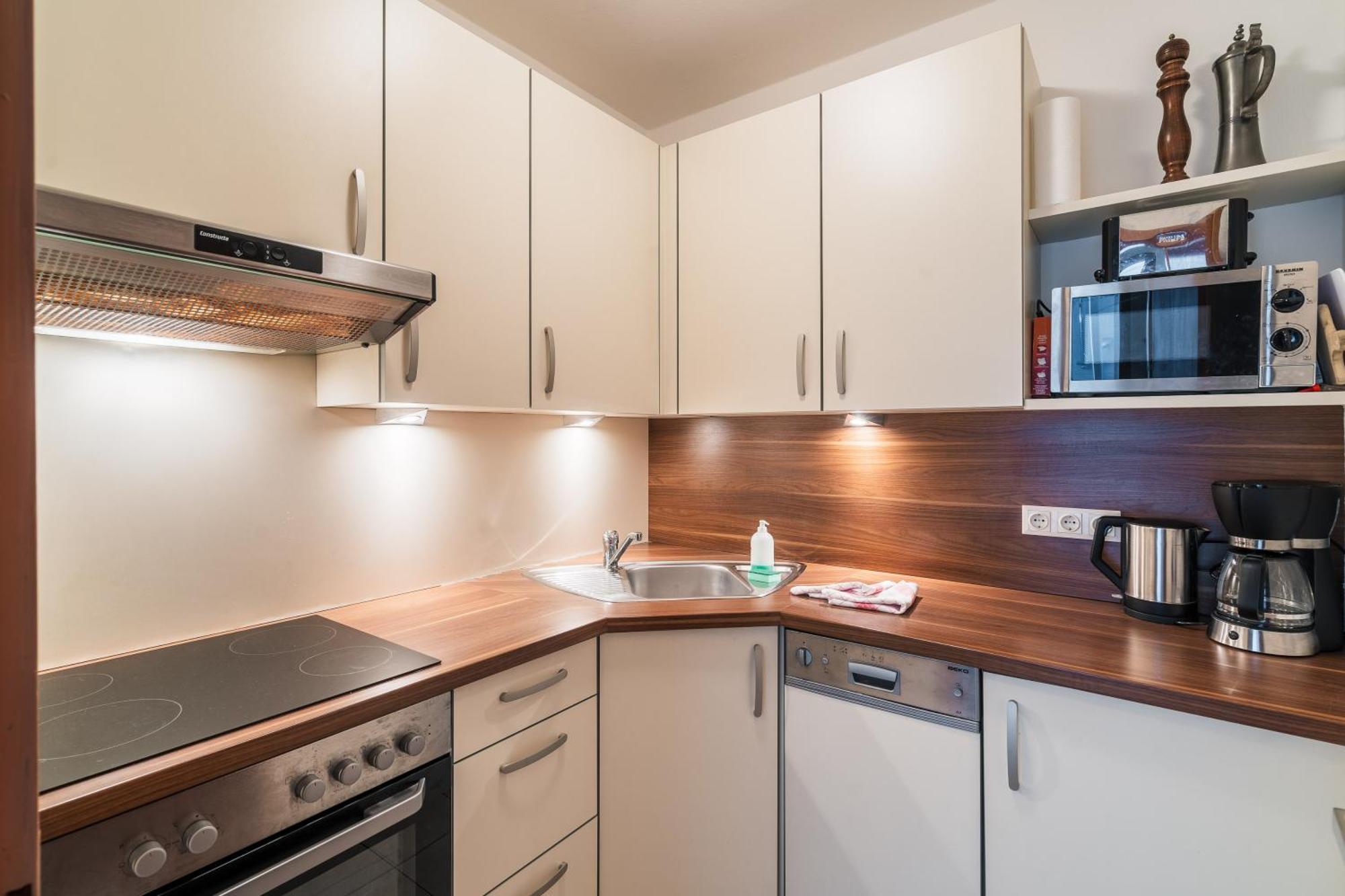 Appartementanlage Thermenblick Ski In & Ski Out บาด ไคลน์เคิร์ชไฮม์ ภายนอก รูปภาพ