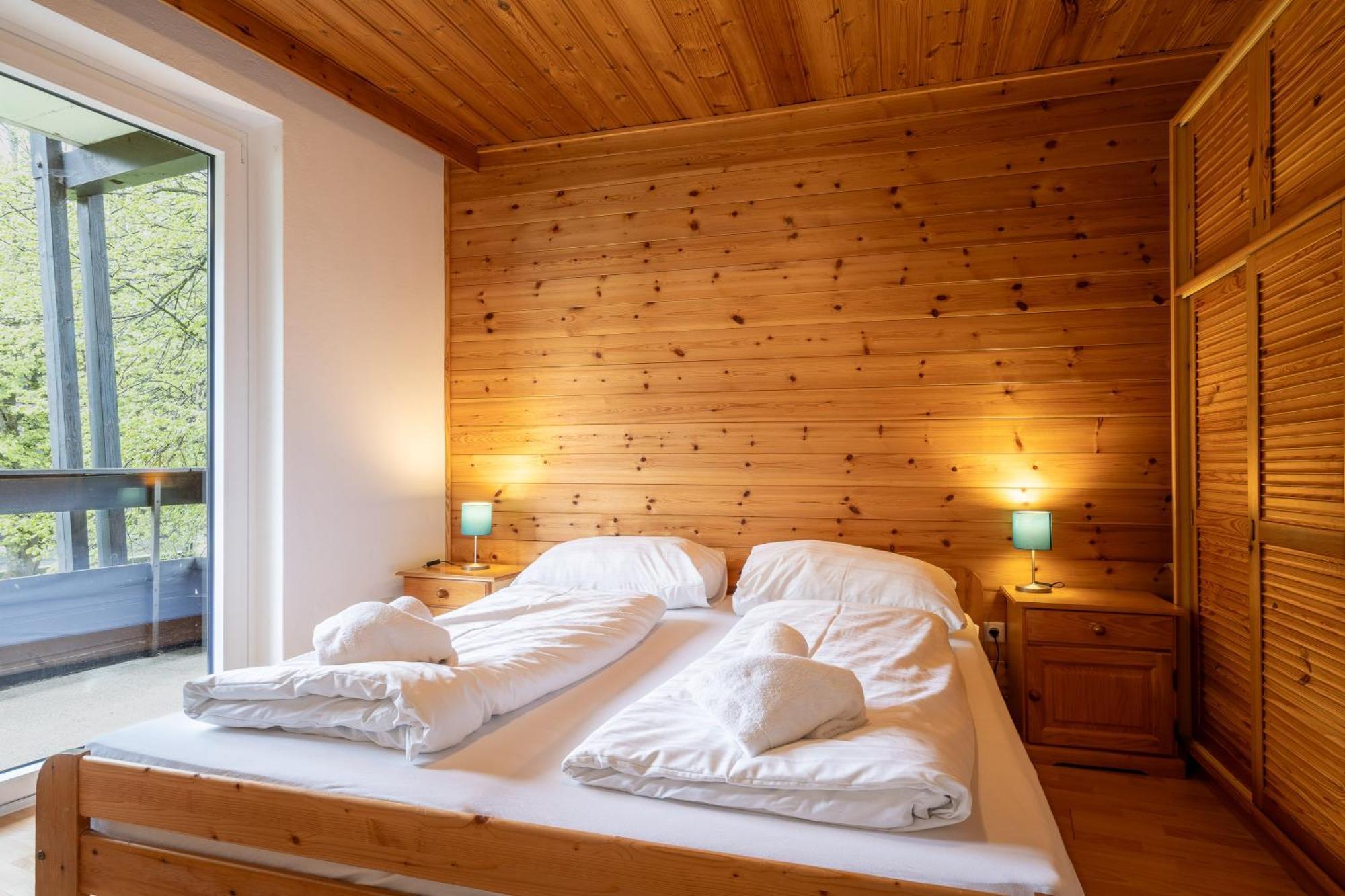 Appartementanlage Thermenblick Ski In & Ski Out บาด ไคลน์เคิร์ชไฮม์ ภายนอก รูปภาพ