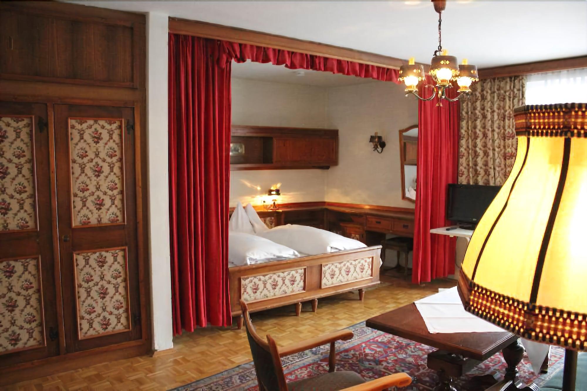 Appartementanlage Thermenblick Ski In & Ski Out บาด ไคลน์เคิร์ชไฮม์ ภายนอก รูปภาพ