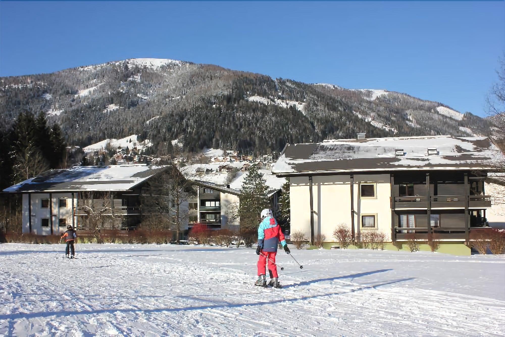 Appartementanlage Thermenblick Ski In & Ski Out บาด ไคลน์เคิร์ชไฮม์ ภายนอก รูปภาพ