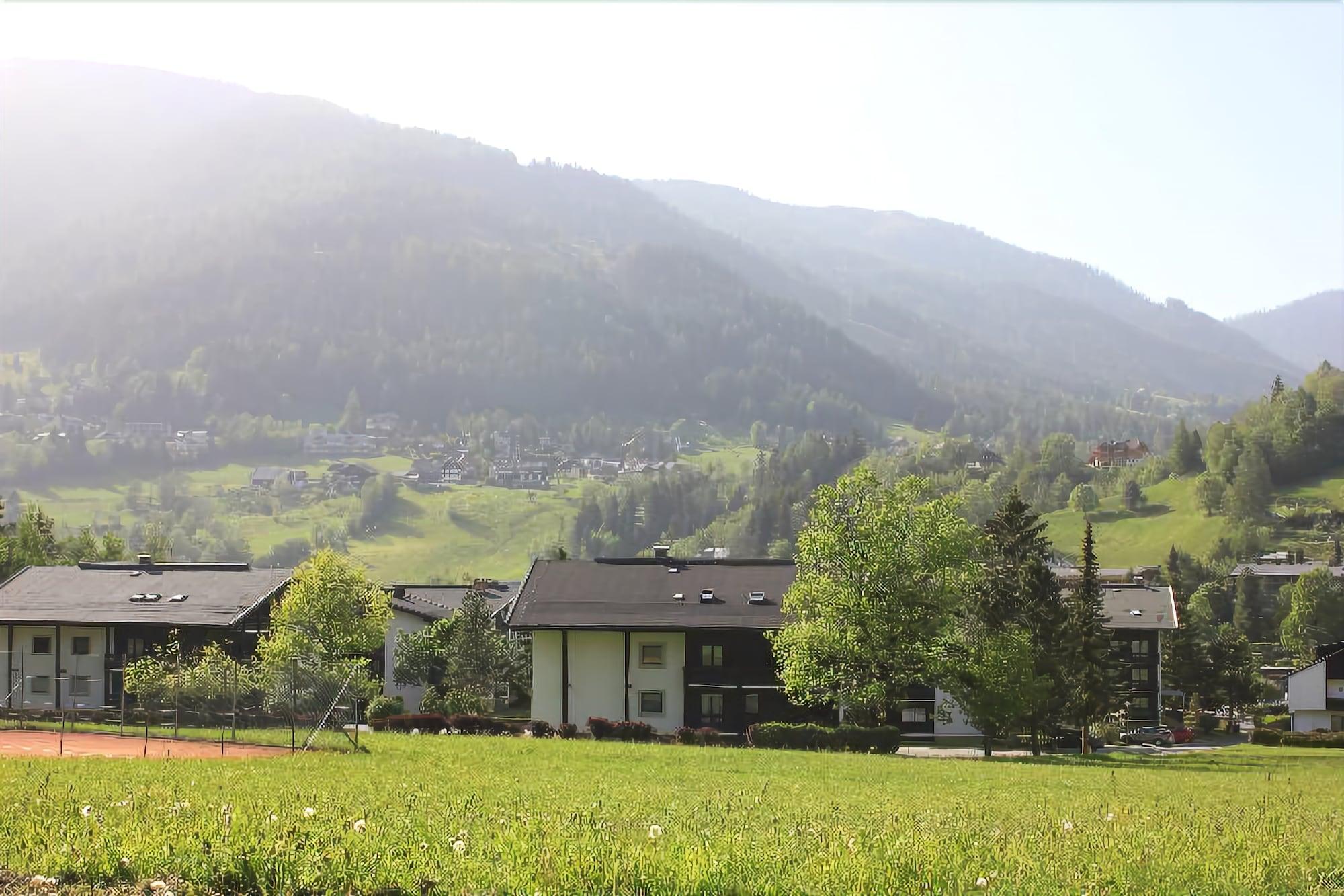 Appartementanlage Thermenblick Ski In & Ski Out บาด ไคลน์เคิร์ชไฮม์ ภายนอก รูปภาพ