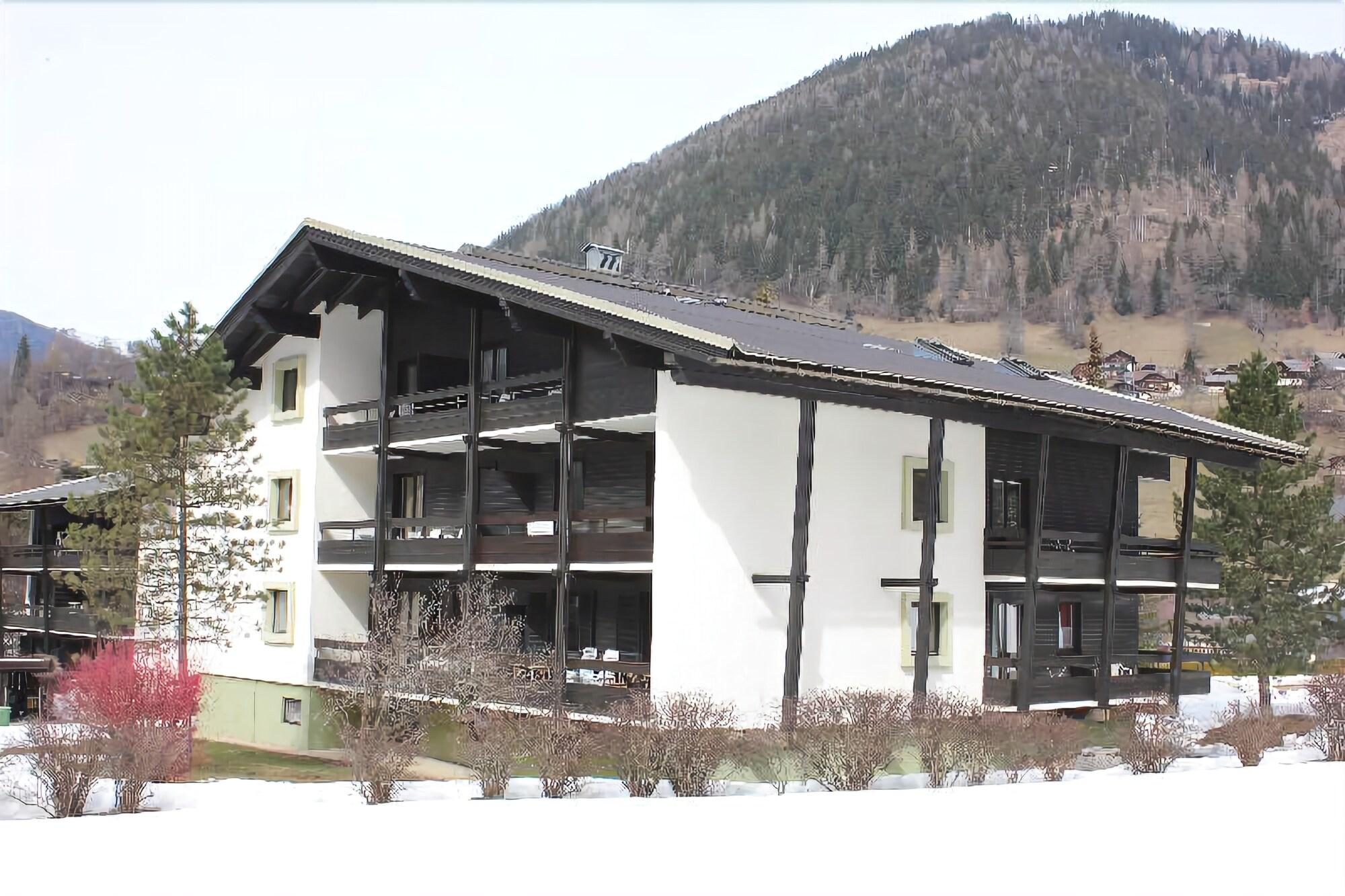 Appartementanlage Thermenblick Ski In & Ski Out บาด ไคลน์เคิร์ชไฮม์ ภายนอก รูปภาพ